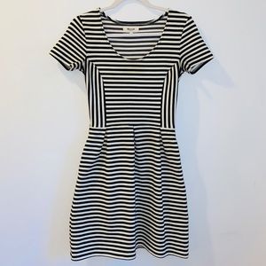 Madewell Bistro Dress in Bridgestripe